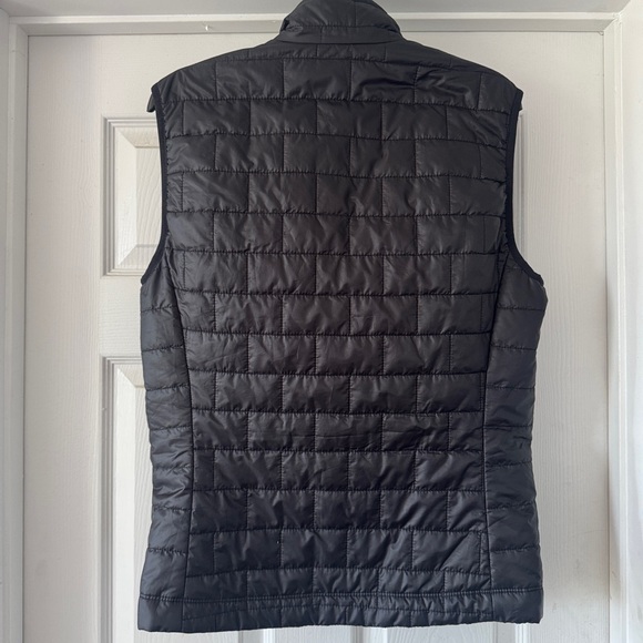 Patagonia Black Nano Puff Vest - Picture 3 of 3